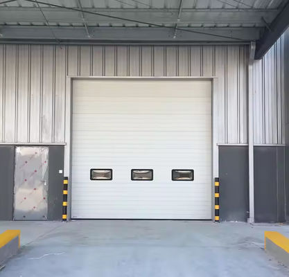 Porta di garage isolante in acciaio di ventilazione per esigenze personalizzate