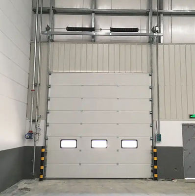 Porta di garage isolante in acciaio di ventilazione per esigenze personalizzate
